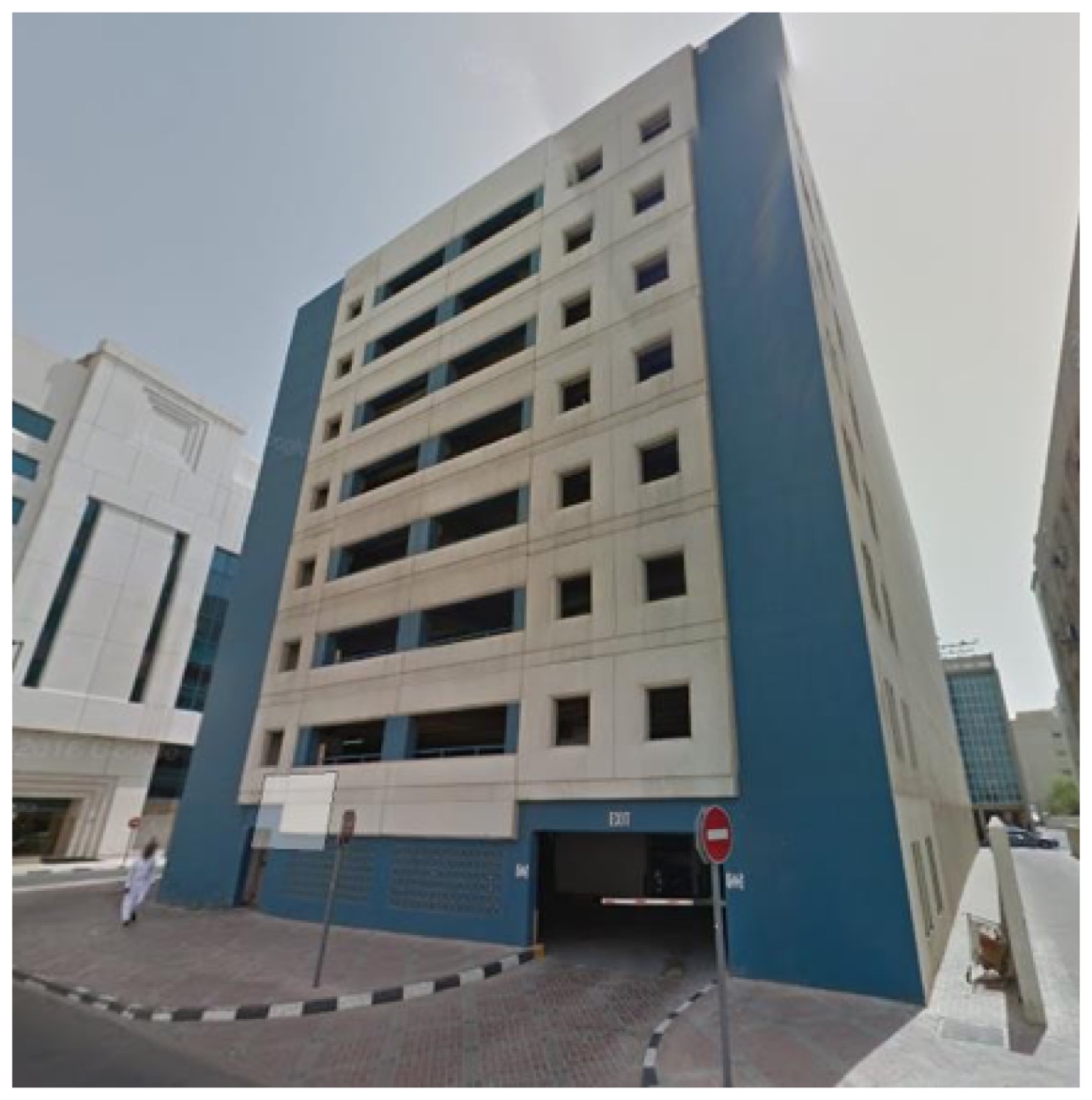 Hamarain Center Multi-Storey Car Park gallery view 3